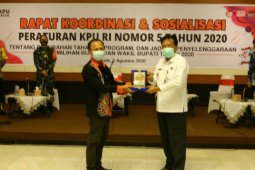Bupati Gresik minta alat peraga kampanye ditertibkan