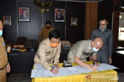 Wagub hadiri penandatanganan MoU kolaborasi eksekutif dan legislatif penanganan COVID-19