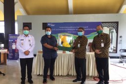 BPJAMSOSTEK bagikan APD untuk pelaku jasa konstruksi