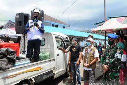 Wali Kota Manado  edukasi pedagang soal adaptasi new normal life