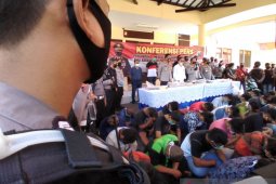 45 anggota perguruan silat,  tersangka perusakan terancam hukuman 8 tahun