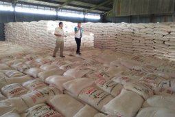 Stok pupuk urea bersubsidi di Jember diperkirakan habis awal September 2020