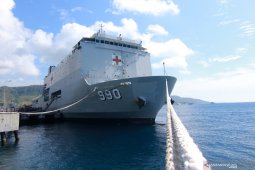 KRI Dr.Soeharso di Banyuwangi