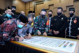 Belasan perguruan silat di Sidoarjo teken deklarasi damai jelang Pilkada
