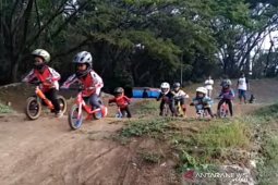 Asah keberanian anak lewat "Pushbike"