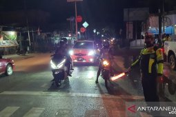 Satlantas Polres HSU adakan "Blue Light Patrol"