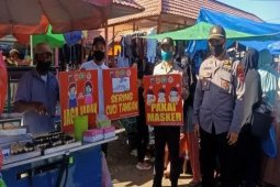 Aktivitas pasar disosialisasi Adaptasi Kebiasaan Baru