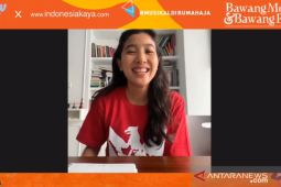 Olivia Zalianty mengaku "gaptek" latihan musikal  daring