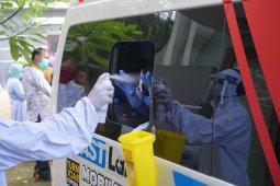 Suami di Tulungagung rela terpapar COVID-19 demi tunggui istri sakit