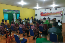 Kemenag Kapuas Hulu : atribut agama jangan dijadikan alat politik
