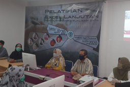 Implementasi Tri Dharma dosen Polnep berikan pelatihan pengolahan data