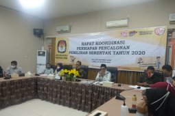 Bacalon kepala daerah diuji swab, KPU masih pikirkan kemungkinan terburuk