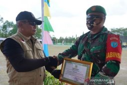 Berkat dedikasi sosial Babinsa Samalantan Bengkayang dapat penghargaan