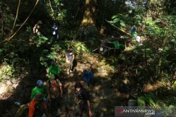 Macan tutul dilepasliarkan di Gunung Sawal, Ciamis