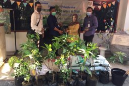 BPJAMSOSTEK Rungkut bantu bahan pokok lembaga sosial "Hargo Dedali"