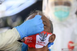 Swab test anggota DPRD Sidoarjo