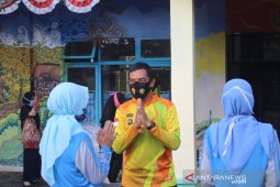 Polres Bangka Barat gelar bakti sosial di SLB Mentok