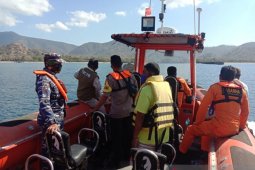 Tim SAR lanjutkan  pencarian  korban kecelakaan laut