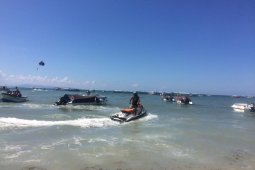 Pariwisata dibuka, wisatawan domestik mulai kunjungi wisata bahari di Bali