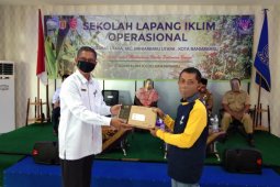 Staklim Banjarbaru bantu modem bagi kelompok tani