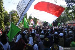 Unjuk Rasa Massa IKSASS di Polres Situbondo