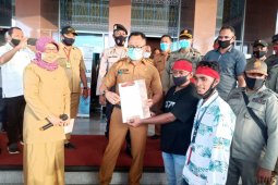 Sekda Maluku siap bertanggung jawab atas aksi joget di gedung DPRD