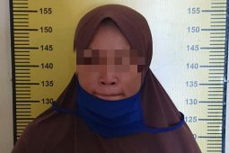 Polisi ciduk perempuan miliki ratusan butir zenith