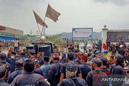 Soal limbah, Lapbas Banten geruduk PT Daekyung Plantec di Cilegon