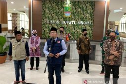 Ridwan Kamil sebut ruang merokok bersama jadi sumber penyebaran COVID-19, terungkap dari klaster industri di Bekasi