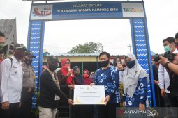 Wali Kota Ibnu Sina bersama Ketua TP PKK datangi Kampung Baru