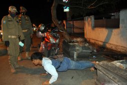 Artikel - Pemberlakuan "jam malam" di "hinterland" Ibu Kota