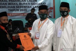Pasangan BHS-Taufiq usung slogan "Sidoarjo Baik" saat daftar Pilkada 2020
