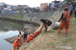 Pria tewas dengan kepala luka dan tangan terikat, diduga dibunuh usai berantem