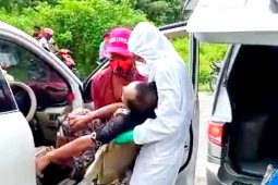 Warga Nagan Raya mendadak pingsan di dalam mobil