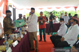 Pilkada Kapuas Hulu, Hamdi Jafar - Jhon Itang diusung tiga parpol daftar ke KPU