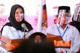 Pilkada Banyuwangi, ini janji politik pasangan Ipuk-Sugirah