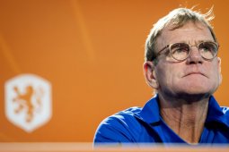 Belanda takluk dari Italia, posisi pelatih Lodeweges terancam
