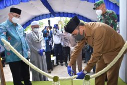 Peresmian pemanfaatan relokasi kantor Bank Kalsel dan ATM cabang Bank Kalsel Syariah