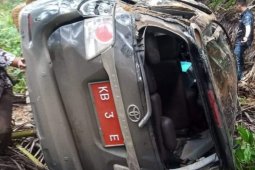 Rombongan Ketua DPRD Sintang masuk jurang