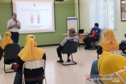 Indocement gandeng salah satu kampung ramah lingkungan di Bogor sosialisasikan hemat energi