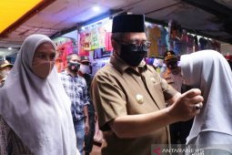 Pemkab Aceh Barat akan cabut izin usaha pedagang langgar protokol kesehatan