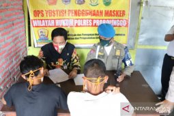 Satgas COVID-19 sosialisasikan denda uang saat operasi yustisi di Probolinggo