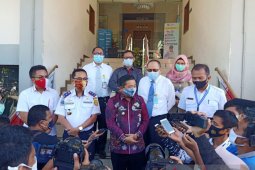 Banjarmasin Mayor revokes water basic tariff of 10 cubic