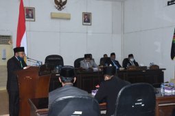 Bupati Lombok Utara menyampaikan penjelasan KUA PPAS APBDP 2020