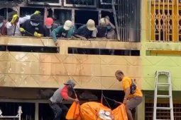 Polisi ungkap identitas mayat terbakar di toko karpet