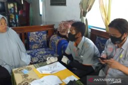 Pos Indonesia cabang Tanjung Pandan salurkan bansos tunai hingga ke pelosok