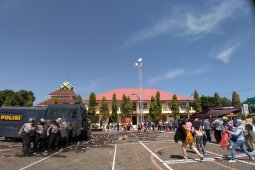 Polres Situbondo simulasikan pengamanan pilkada