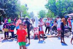 Tidak terima di nyatakan COVID-19, pihak keluarga nekad makamkan jenazah tanpa prokes