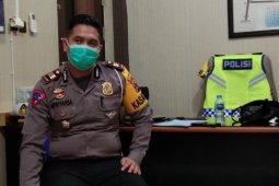 Satlantas siap tilang pengendara motor pakai masker tidak pakai helm