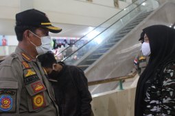 Satgas COVID-19 Paser gelar razia masker di Plaza Kandilo